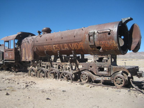 Salar Uyuni Eisenbahnfriedhof1